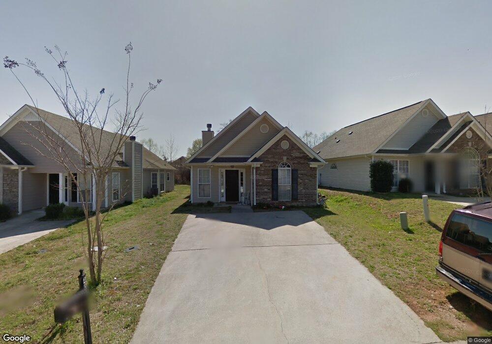 407 Camden Cove Cir, Calera, AL 35040 - photo 1