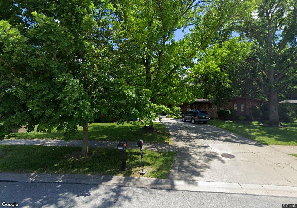 1035 Greenview Dr, Crown Point, IN 46307 - photo 1