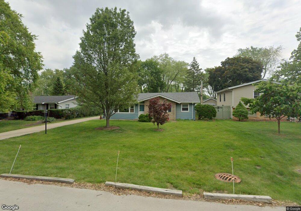 2230 Theda Ln, Rolling Meadows, IL 60008 - photo 1