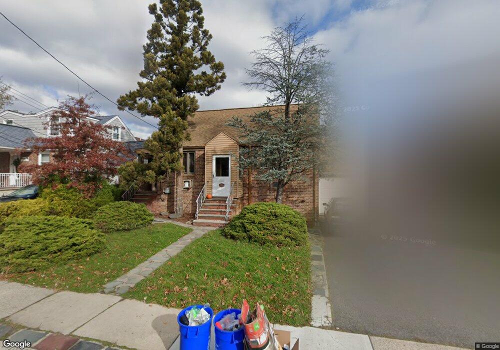 765 Hamilton Ave, Ridgefield, NJ 07657 - photo 1