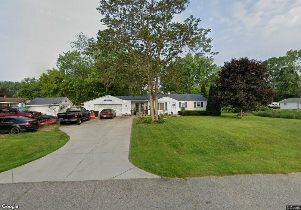 4041 Conroy Dr, Flint, MI 48506 - photo 1