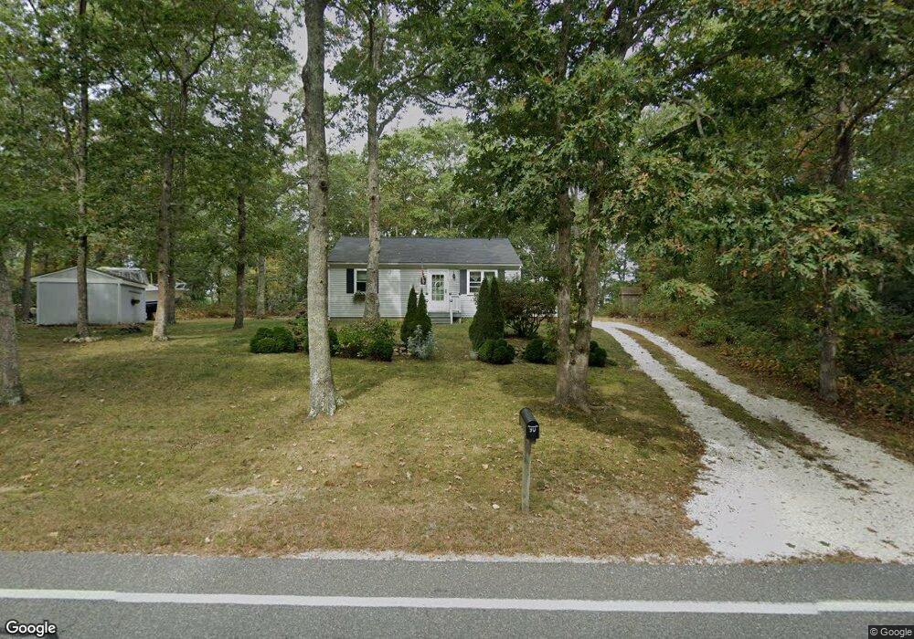 90 Hooppole Rd, Mashpee, MA 02649 - photo 1