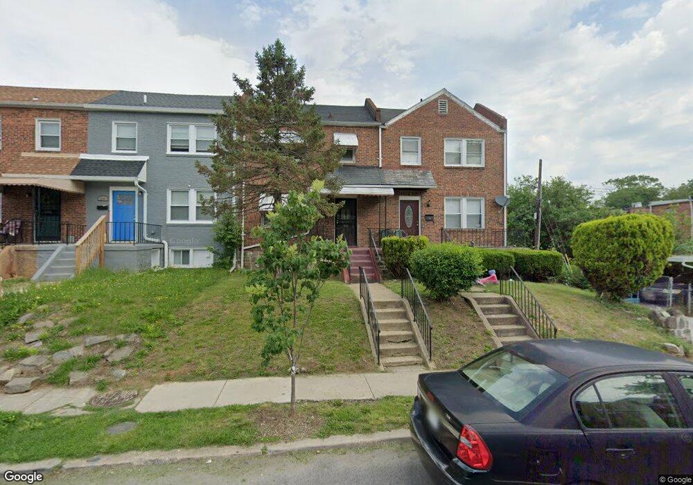 118 N Kossuth St, Baltimore, MD 21229 - photo 1