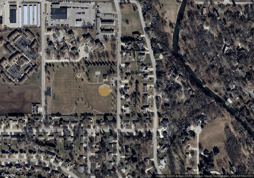 403 25th St SW, Austin, MN 55912 - photo 1