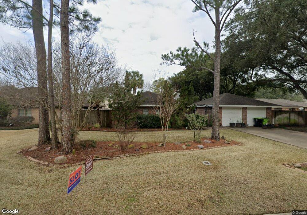 600 Country Club Dr, Richmond, TX 77469 - photo 1