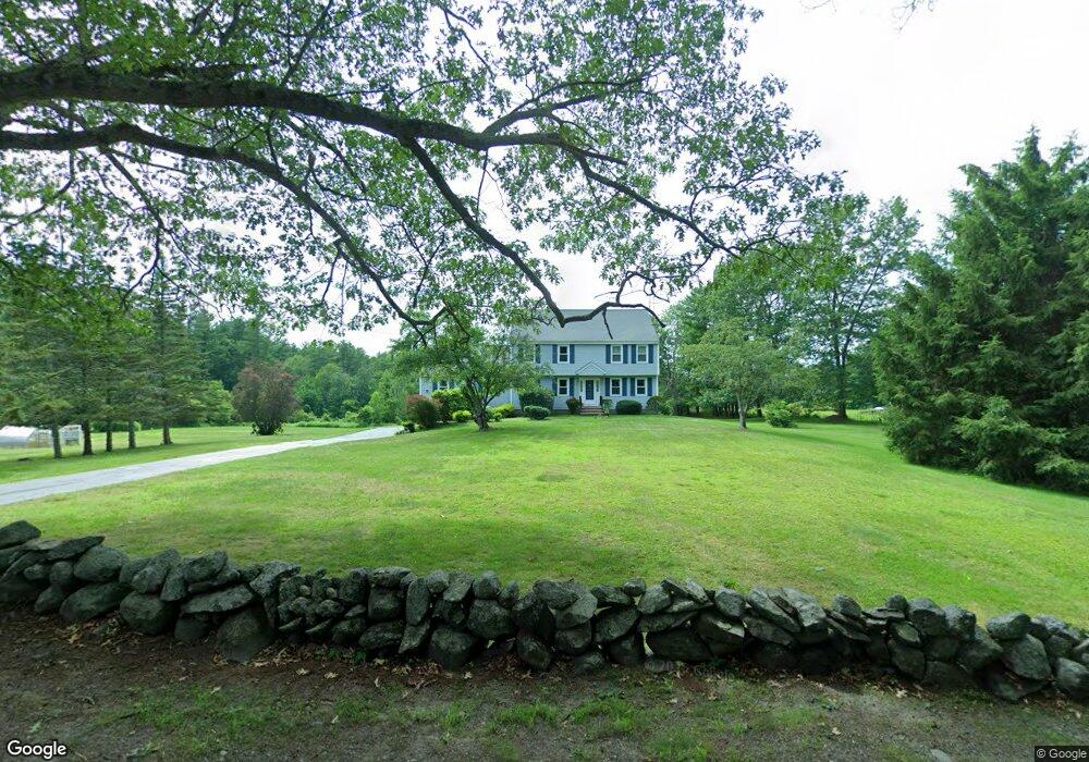 421 Forest St, Dunstable, MA 01827 - photo 1