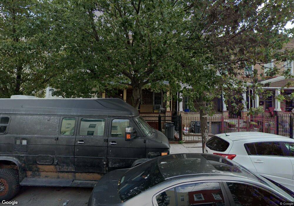 305 Hemlock St, Brooklyn, NY 11208 - photo 1