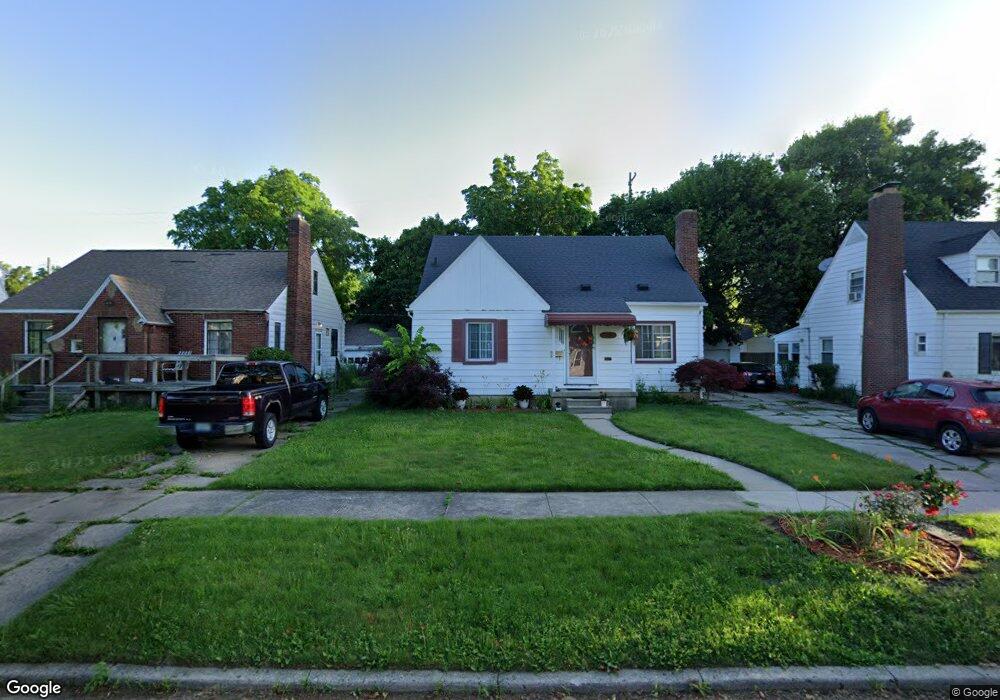 2109 Pierce St, Flint, MI 48503 - photo 1