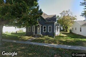 504 1st St NW, Elkader, IA 52043