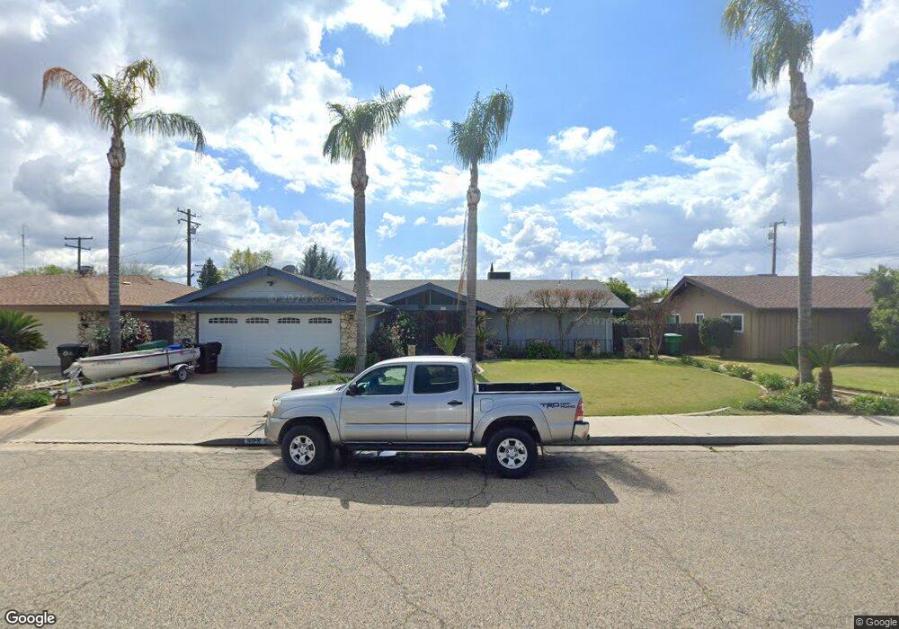 529 Oakmont Ave, Porterville, CA 93257 - photo 1