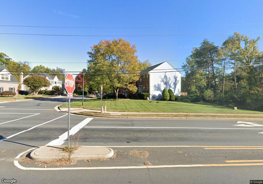 46861 Backwater Dr, Sterling, VA 20164 - photo 1