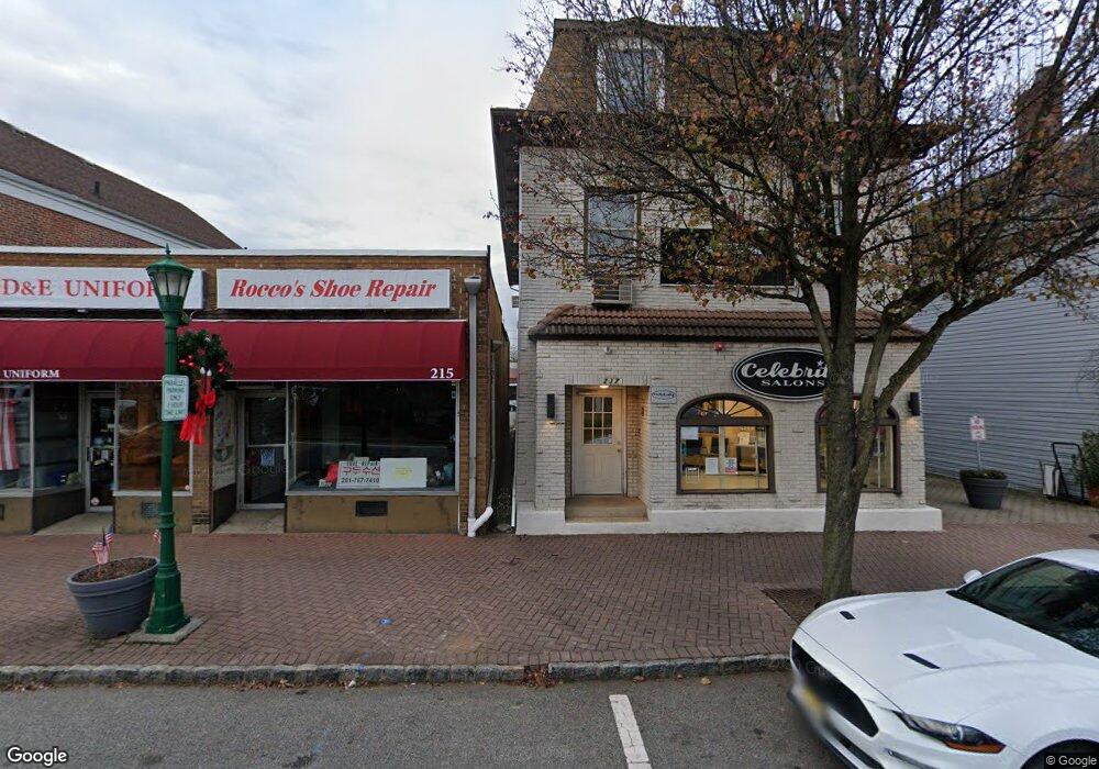 215 Closter Dock Rd, Closter, NJ 07624 - photo 1