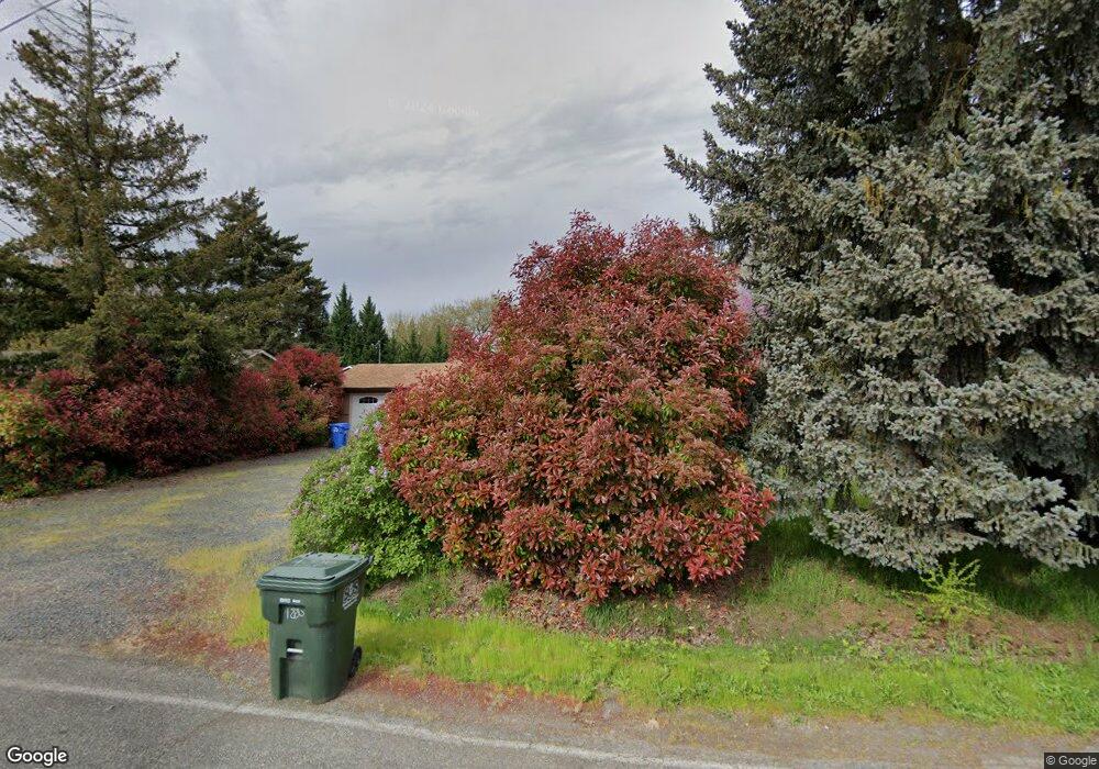 1880 Regina Way, Grants Pass, OR 97527 - photo 1