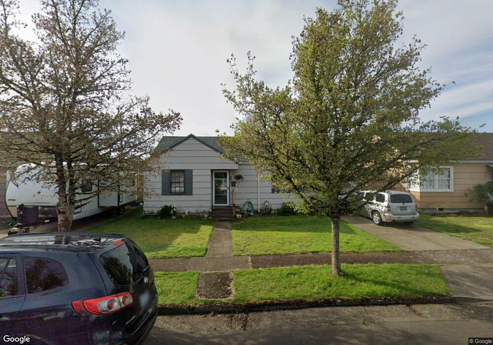 1030 14th Ave SW, Albany, OR 97321 - photo 1