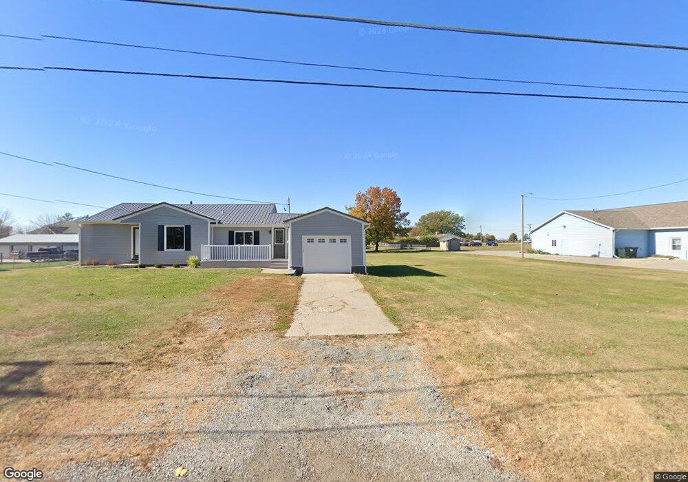 1803 1st St N, Newton, IA 50208 - photo 1