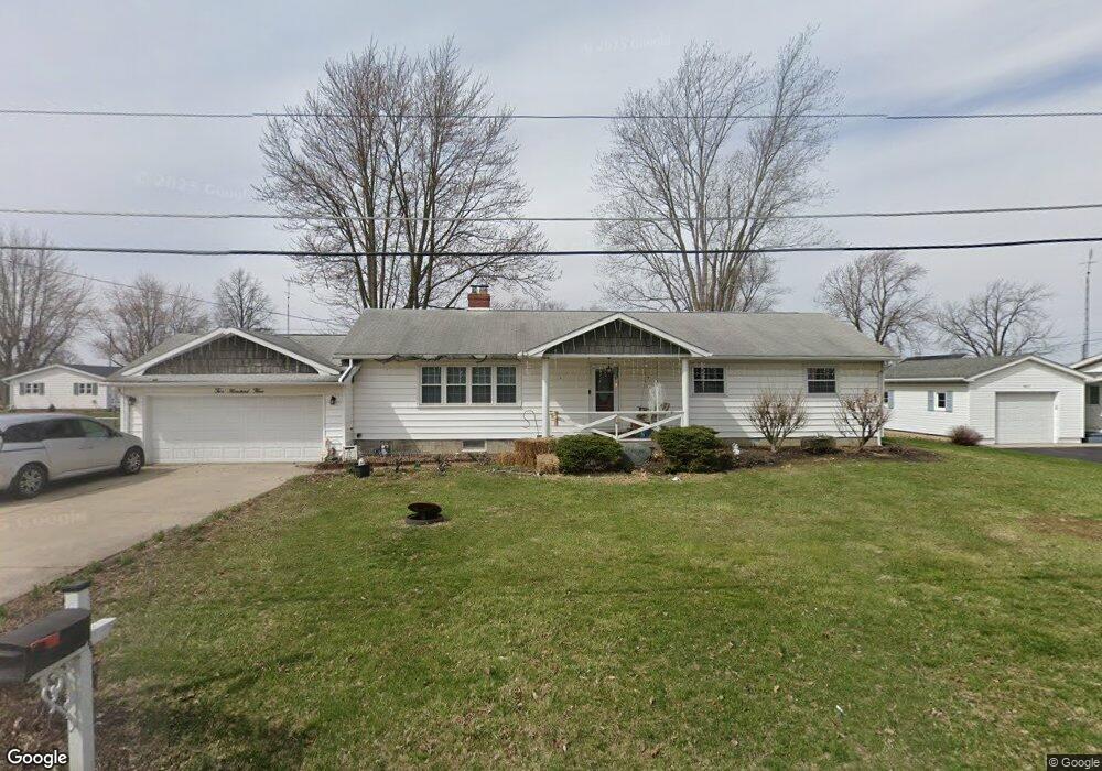 205 Pine St, Columbus Grove, OH 45830 - photo 1