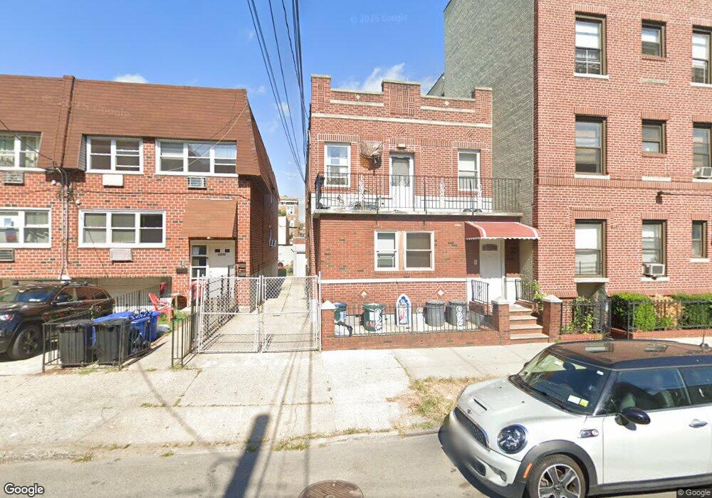 2528 44th St, Astoria, NY 11103 - photo 1