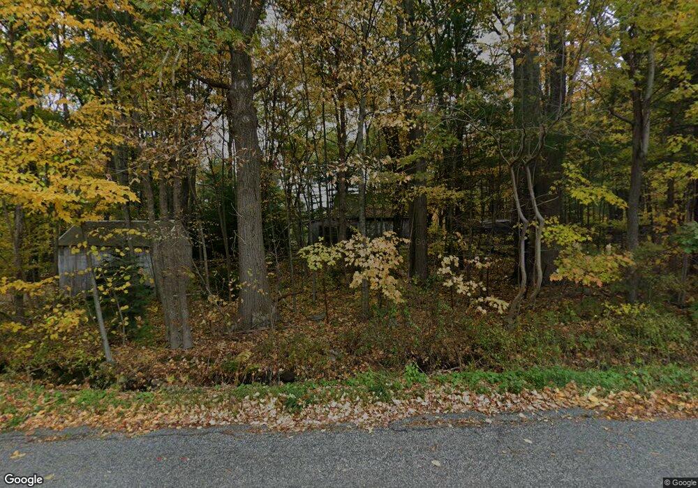 105 Huguenot Rd, Oxford, MA 01540 - photo 1