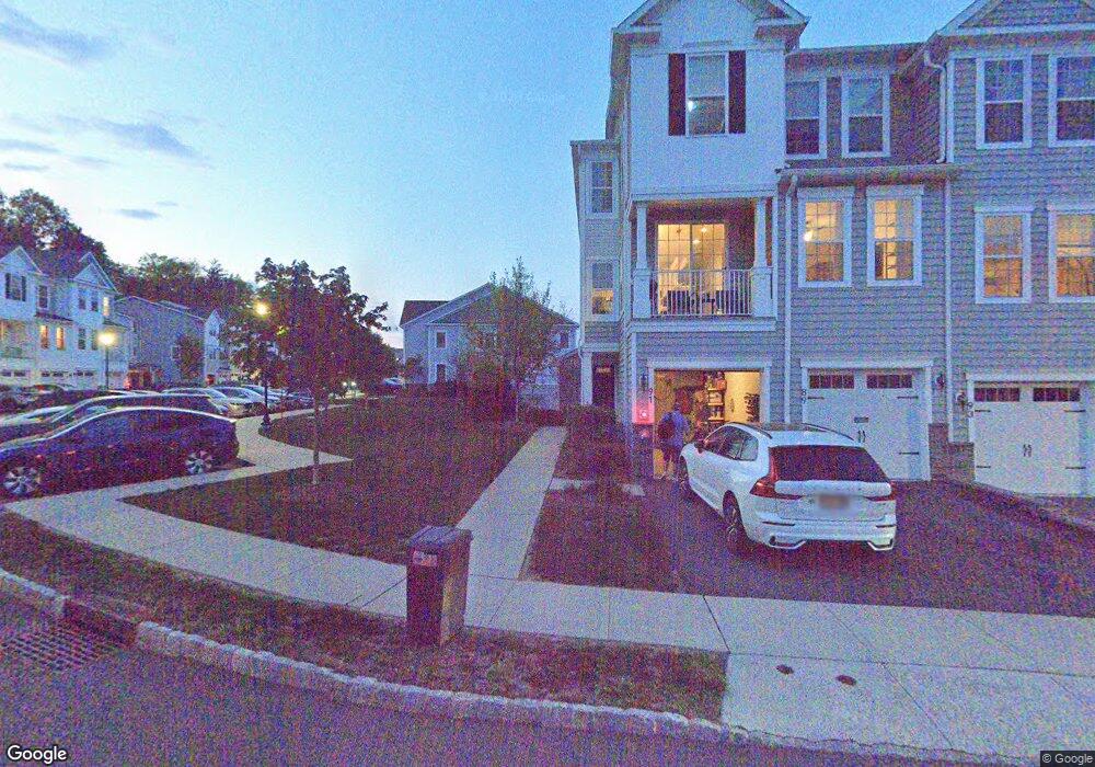 101 Aspen Dr, Cedar Grove, NJ 07009 - photo 1