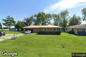 206 Oak St, Chapin, IL 62628