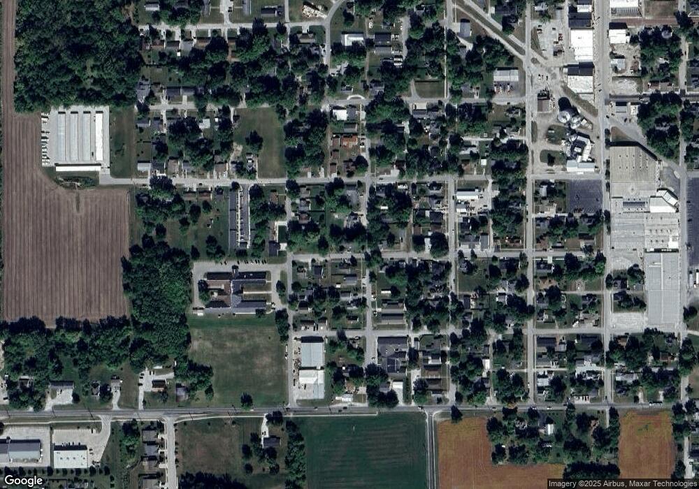 401 W 8th St, Sheridan, IN 46069 - photo 1