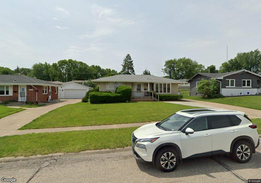 2707 Richmond Ave, Des Moines, IA 50317 - photo 1