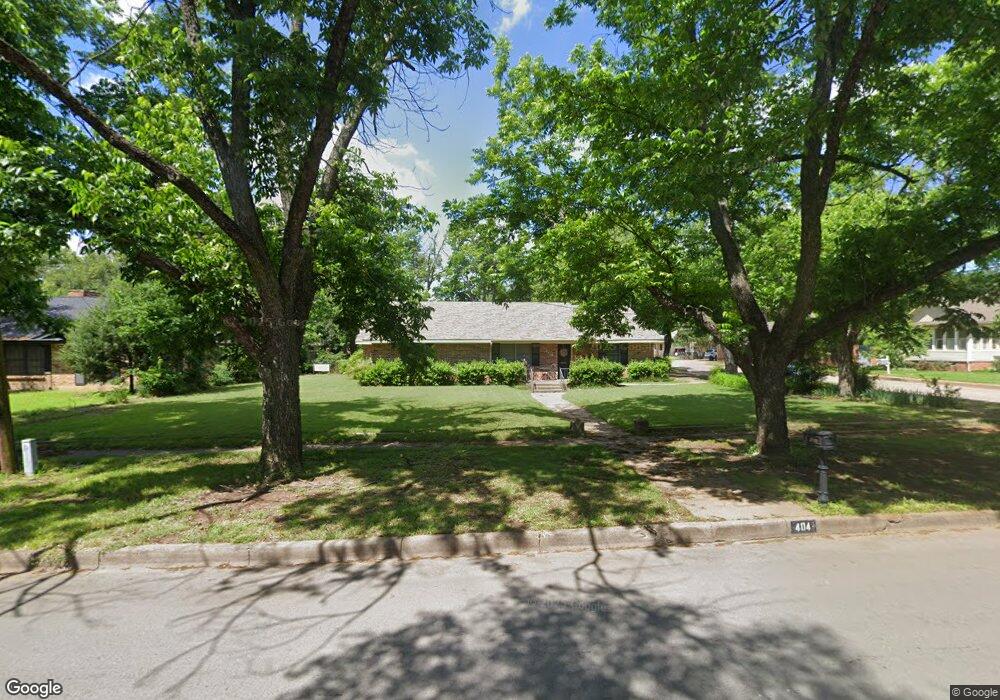 404 Prairie Ave, Cleburne, TX 76033 - photo 1