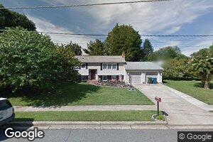 7608 Kingsbury Rd, Alexandria, VA 22315
