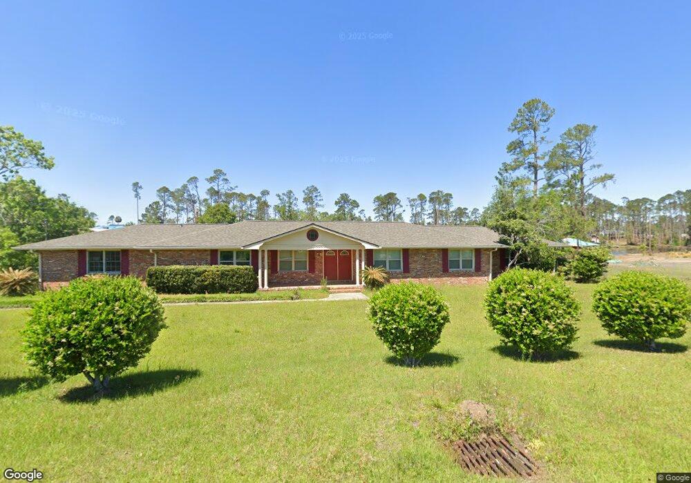 1713 W Forest Dr, Douglas, GA 31533 - photo 1