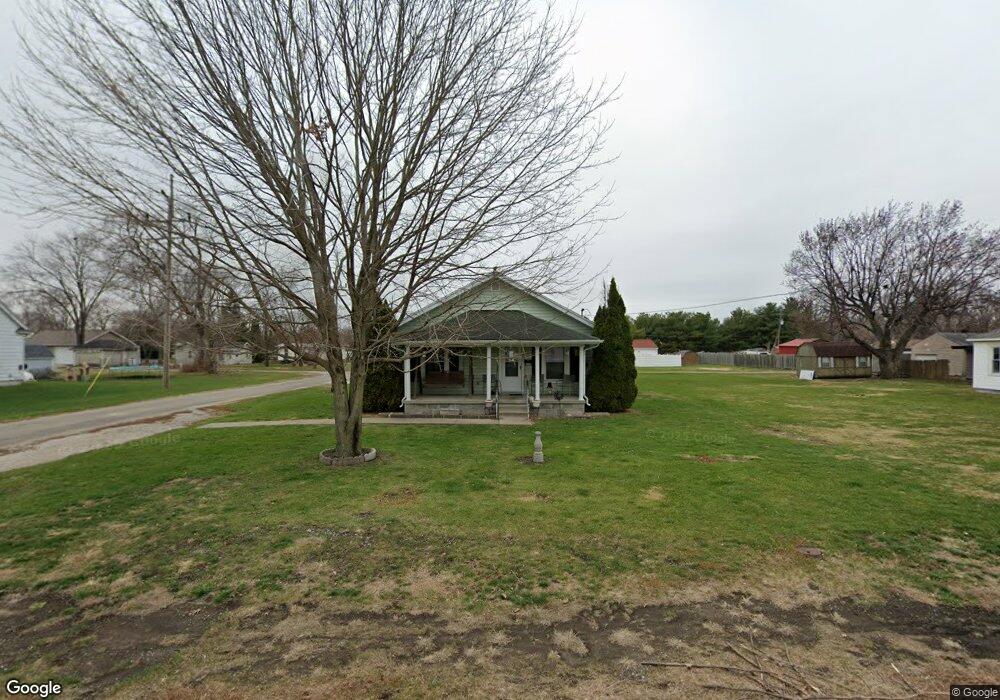 1401 N 10th St, Mattoon, IL 61938 - photo 1