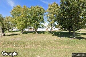 905 E Hickory St, Sutton, NE 68979