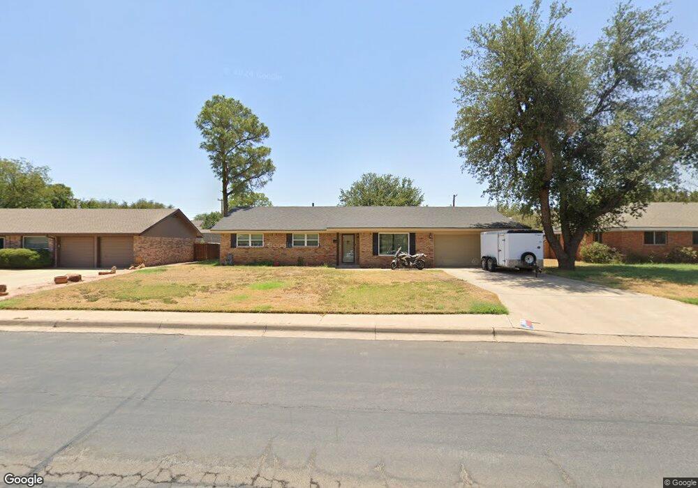 2215 Cimmaron Dr, Midland, TX 79705 - photo 1