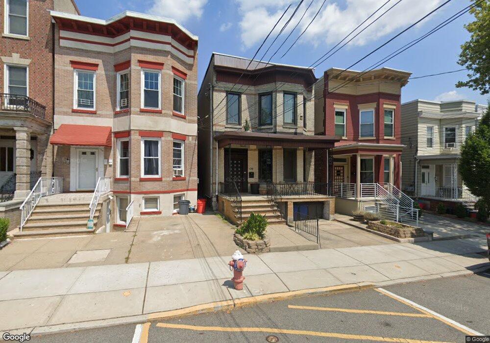 136 Oak St, Weehawken, NJ 07086 - photo 1