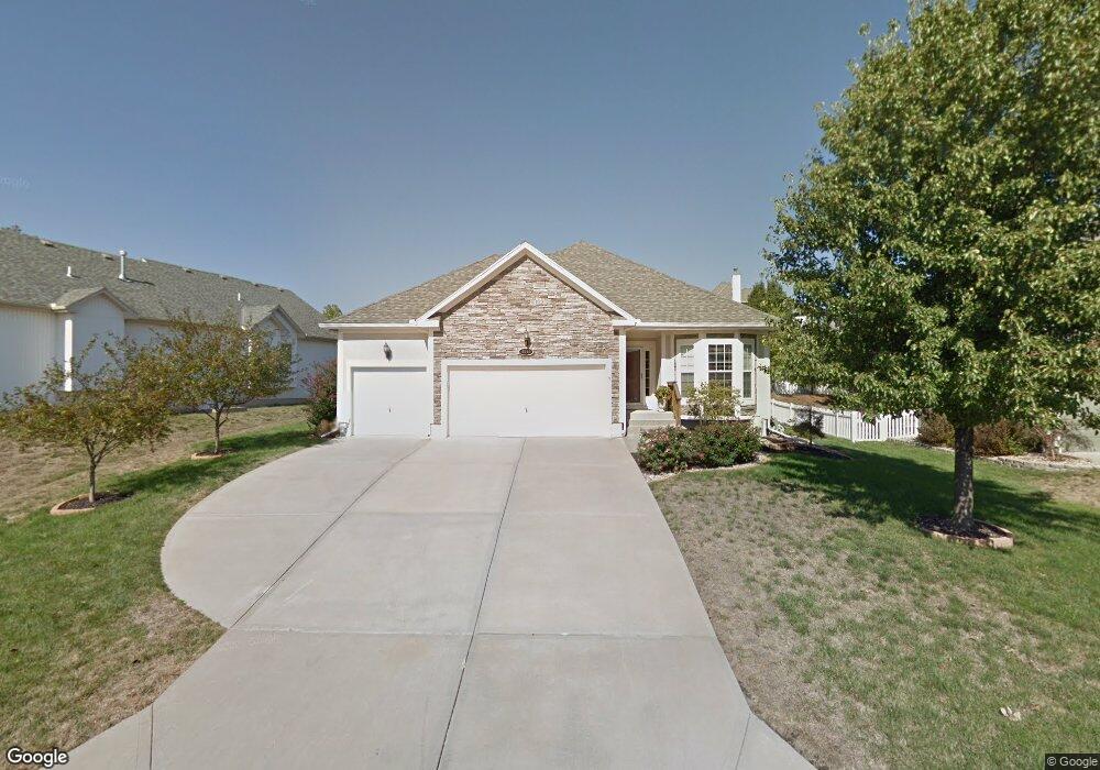 5016 Millbrook St, Shawnee, KS 66218 - photo 1