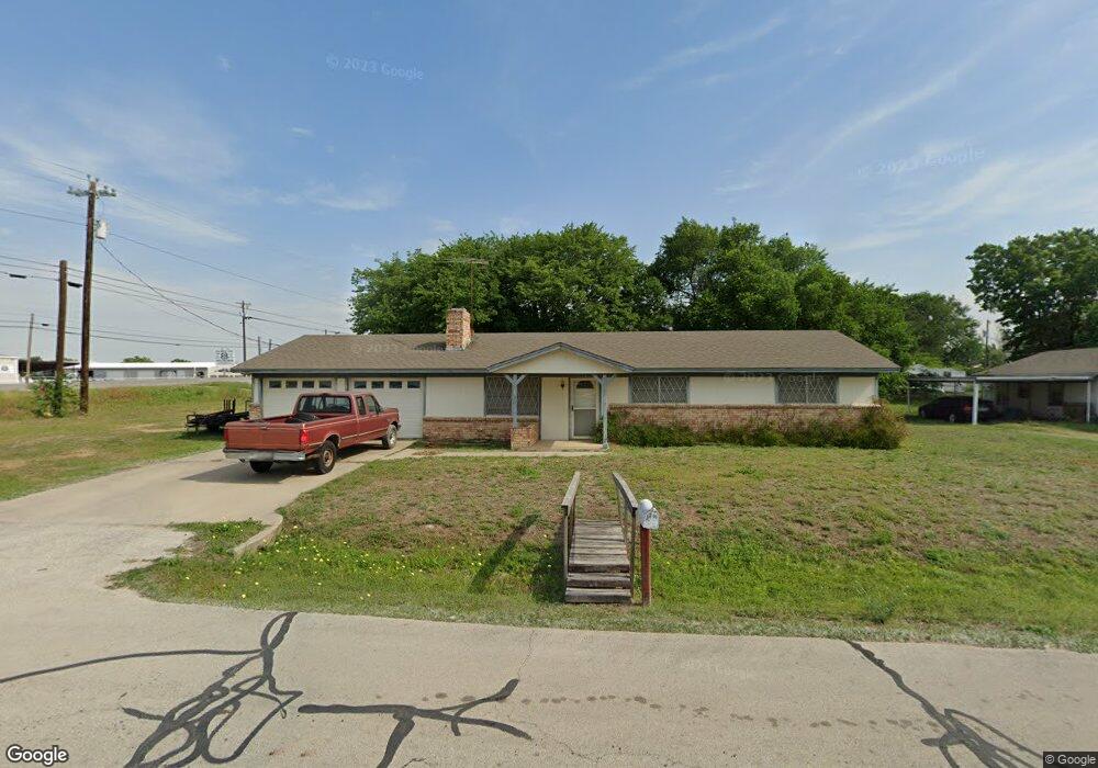 8170 Lee Dr, Azle, TX 76020 - photo 1