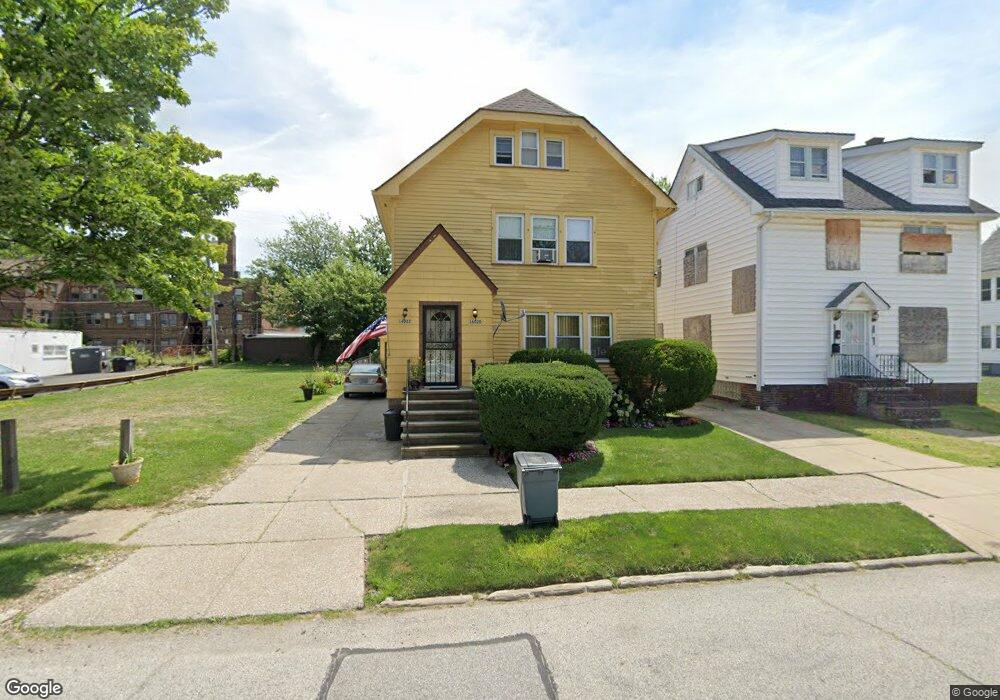 16020 Nelamere Rd, Cleveland, OH 44112 - photo 1