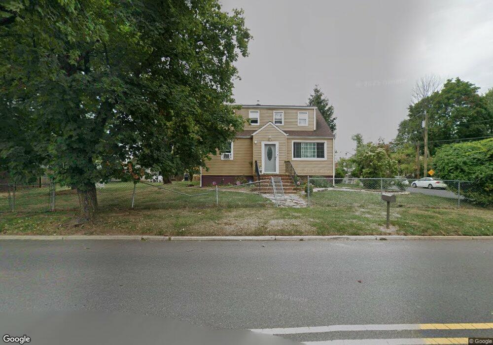 112 Matilda Ave, Somerset, NJ 08873 - photo 1