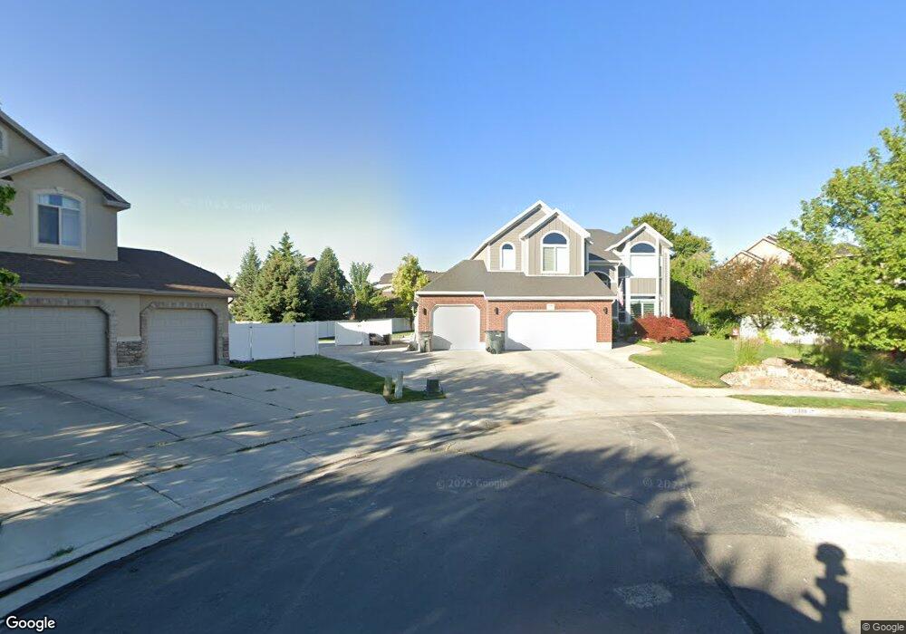 10286 Locust Ridge Ct, South Jordan, UT 84095 - photo 1