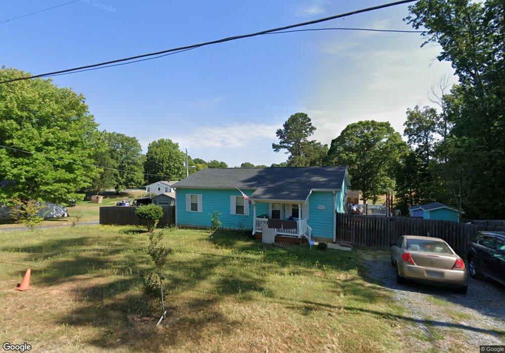 207 Sunrise Ave, Asheboro, NC 27203 - photo 1