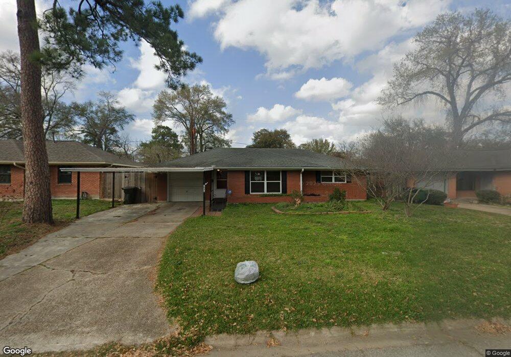 1046 W 30th St, Houston, TX 77018 - photo 1