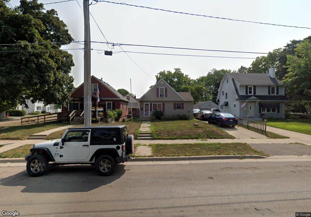 1203 4th St SW, Austin, MN 55912 - photo 1