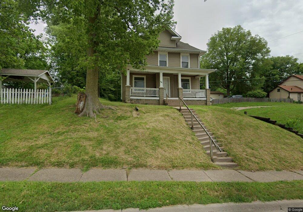 919 1/2 Leclaire St, Davenport, IA 52803 - photo 1