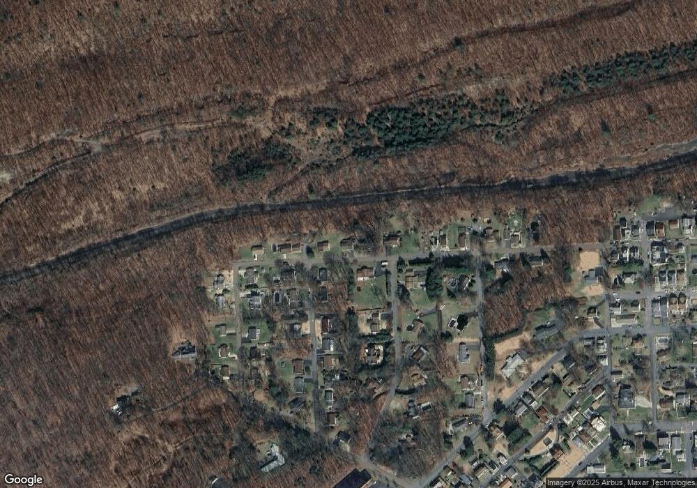 2039 W Independence St, Coal Township, PA 17866 - photo 1