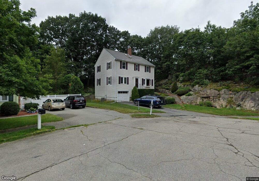 41 Hiawatha Rd, Woburn, MA 01801 - photo 1