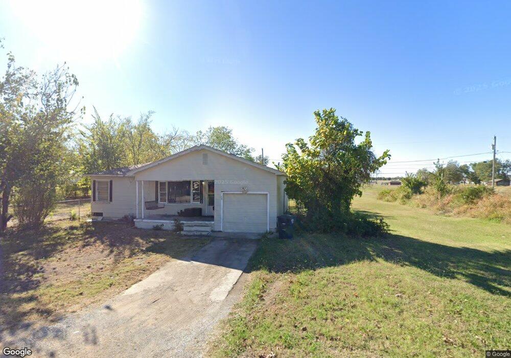 2218 N Ione Ave, Shawnee, OK 74804 - photo 1