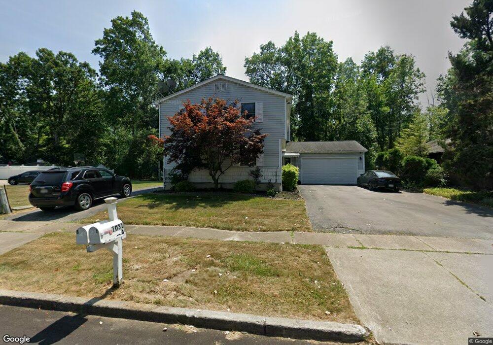 1031 Castlebar Dr, North Tonawanda, NY 14120 - photo 1