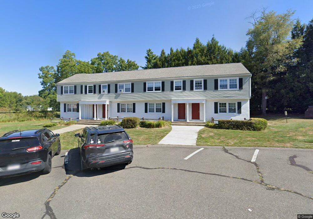 40 Hobart Ln, Amherst, MA 01002 - photo 1