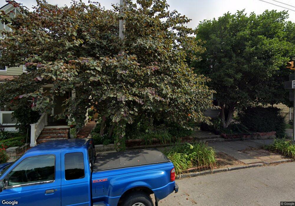 402 Reinhard Ave, Columbus, OH 43206 - photo 1