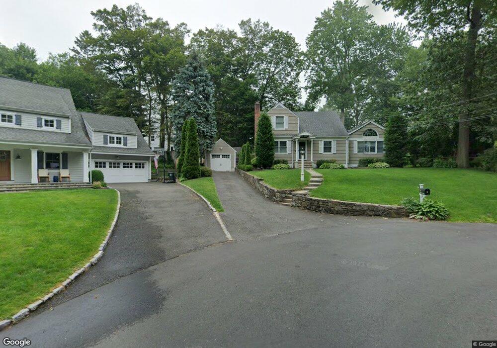 5 Edgerton Ct, Darien, CT 06820 - photo 1