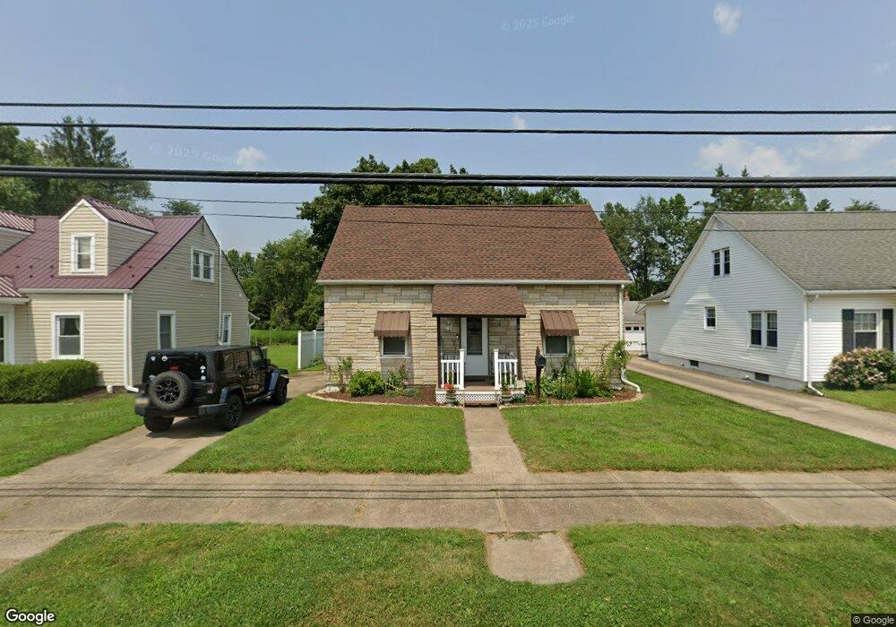 1233 E 2nd St, Berwick, PA 18603 - photo 1